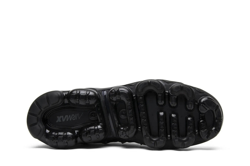 Nike Air VaporMax Plus "Triple Black"