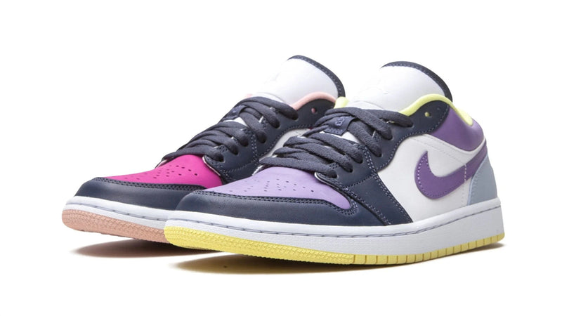 Air Jordan 1 Low SE WMNS "Mismatched Purple/Magenta"